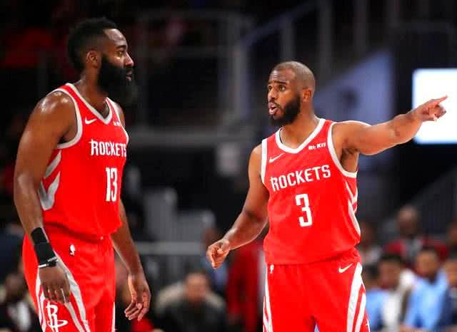 斯基拉：阿森纳正在关注铃木彩艳，有意在下个赛季引进他（斯基拉：阿森纳盯上铃木彩艳，考虑在下赛季引进）