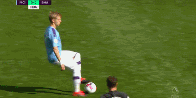 1-1！1-3！利物浦不胜+切尔西爆冷，阿森纳5分领跑，英超2强争冠